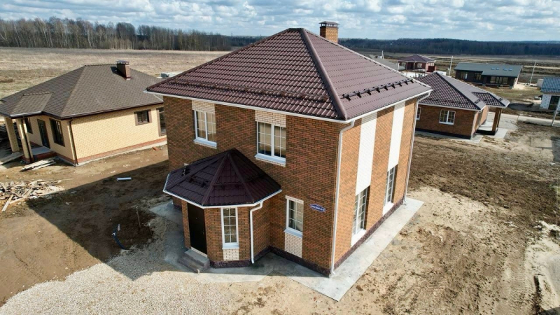 Двухэтажный дом 135 м²